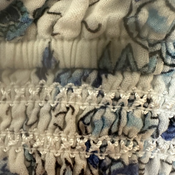 Hemant & Nandita Mala Crop Top - Picture 6 of 7